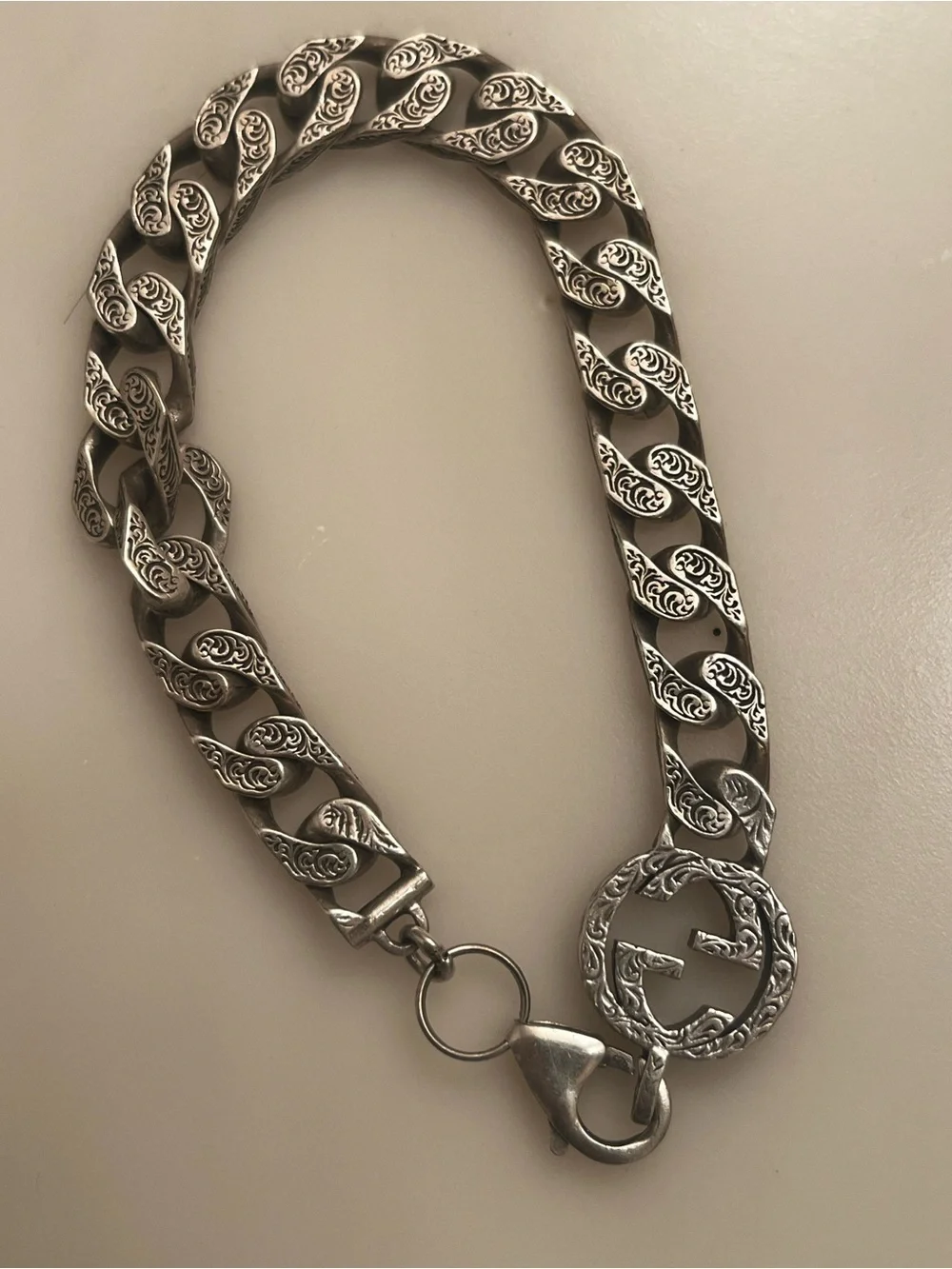 Gucci Silver Men’s Engraved Link Bracelet .925
